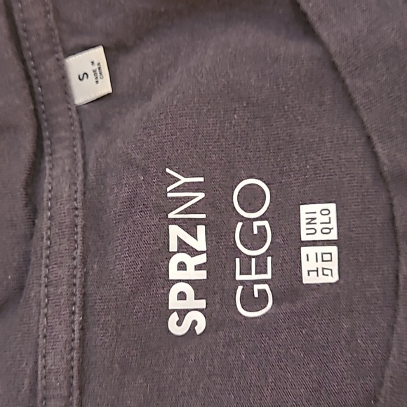 Uniqlo SPRZNY GEGO Cropped Tee - Picture 5 of 5